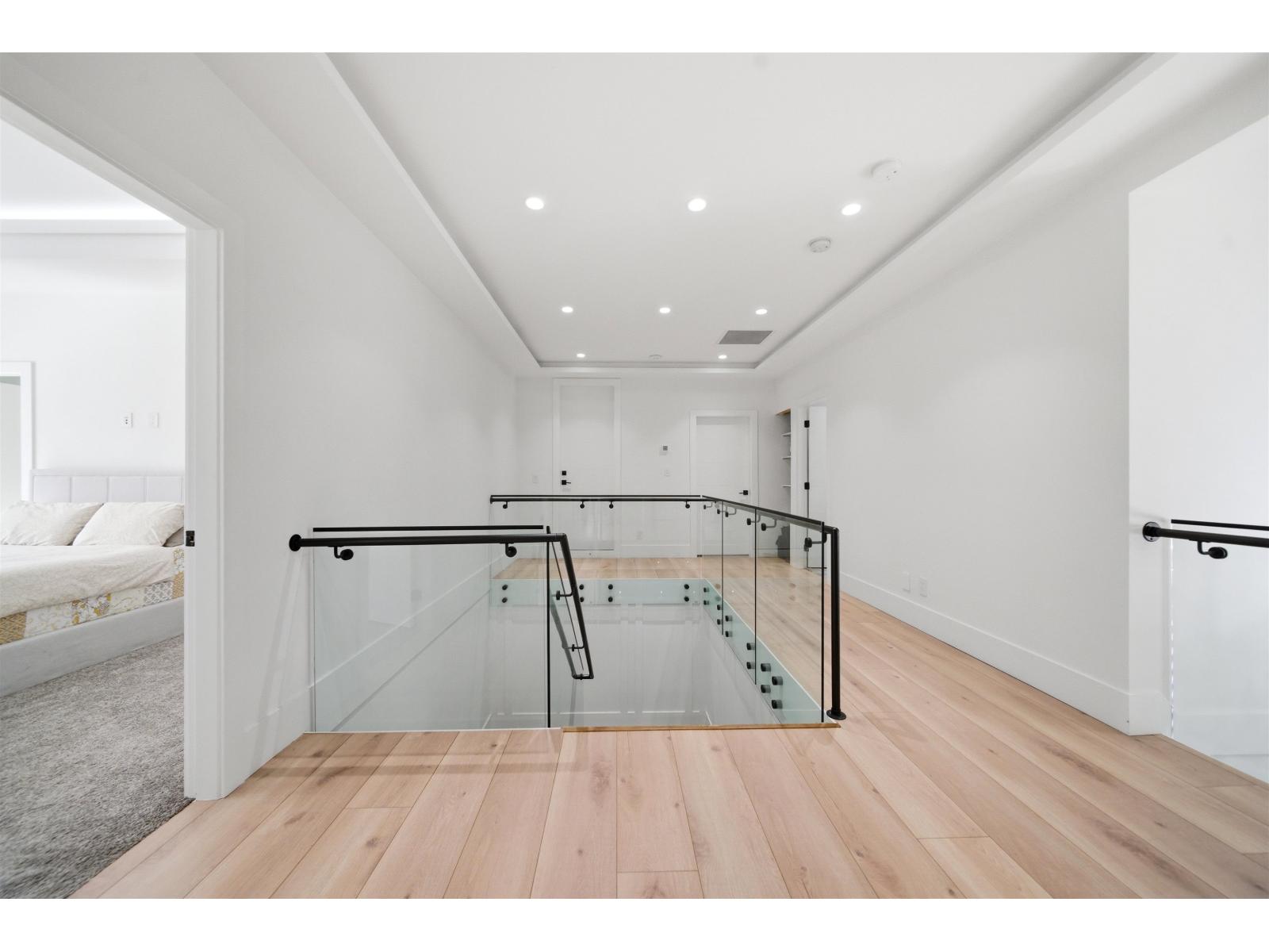 14718 90a Avenue, Surrey, British Columbia V3R 1B2 - Photo 17 - R3095691