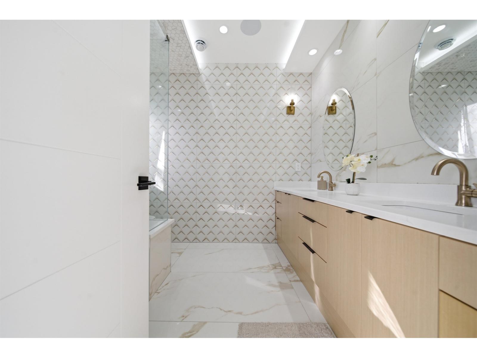 14718 90a Avenue, Surrey, British Columbia V3R 1B2 - Photo 22 - R3095691