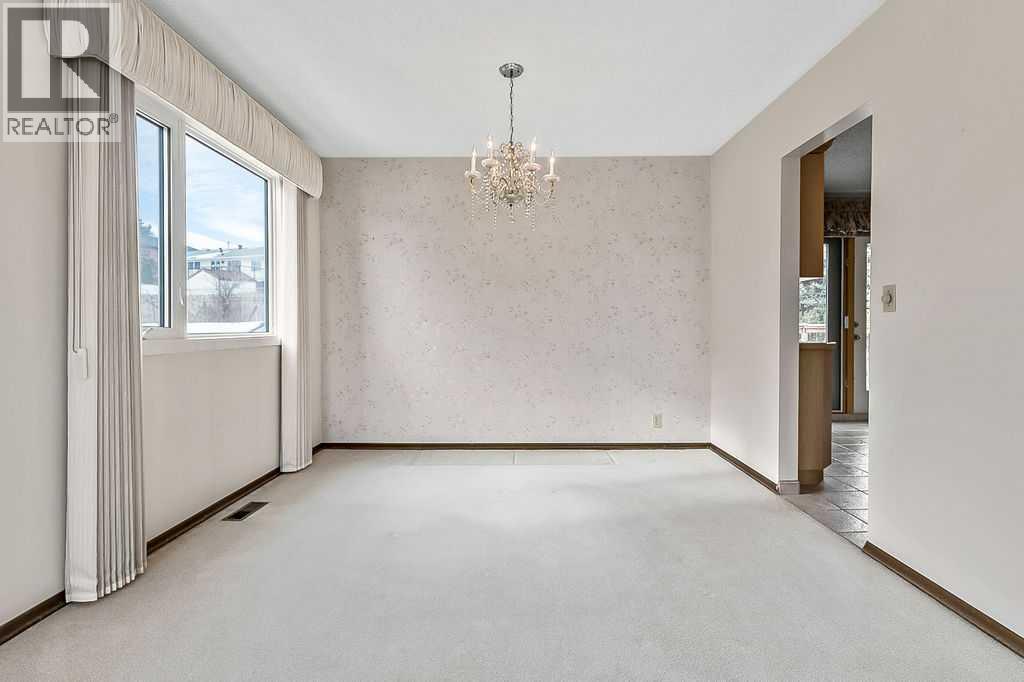 6135 Thornaby Way Nw, Calgary, Alberta  T2K 5K7 - Photo 8 - A2288920