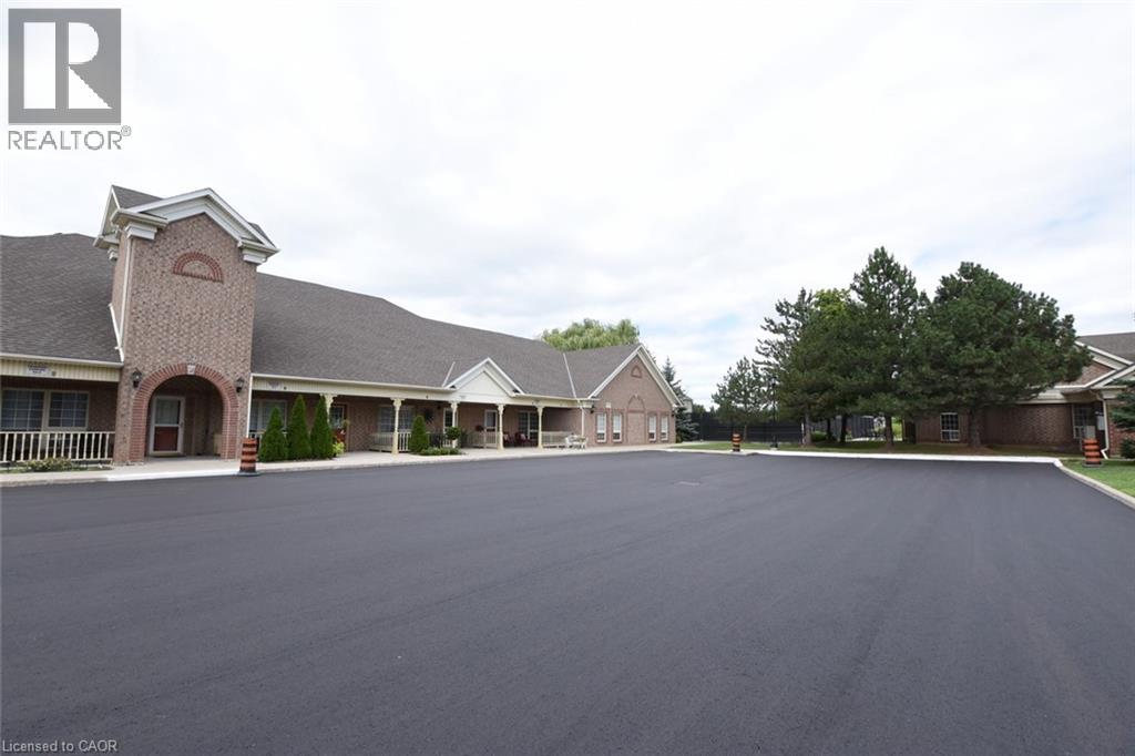 60 Natalia Avenue Unit# 2, Mount Hope, Ontario  L0R 1W0 - Photo 2 - 40804103