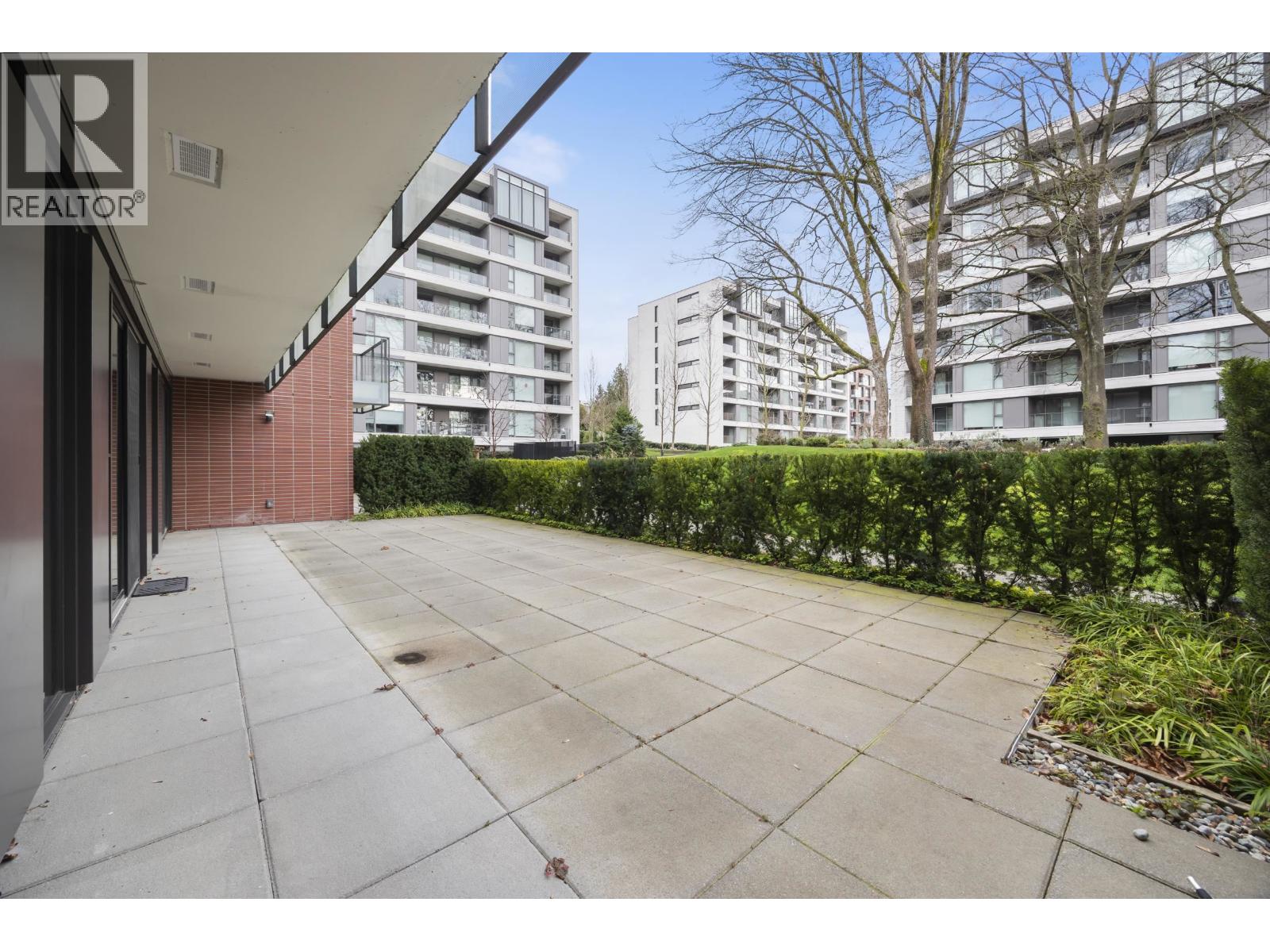 210 7128 Adera Street, Vancouver, British Columbia  V6P 5C4 - Photo 2 - R3095713