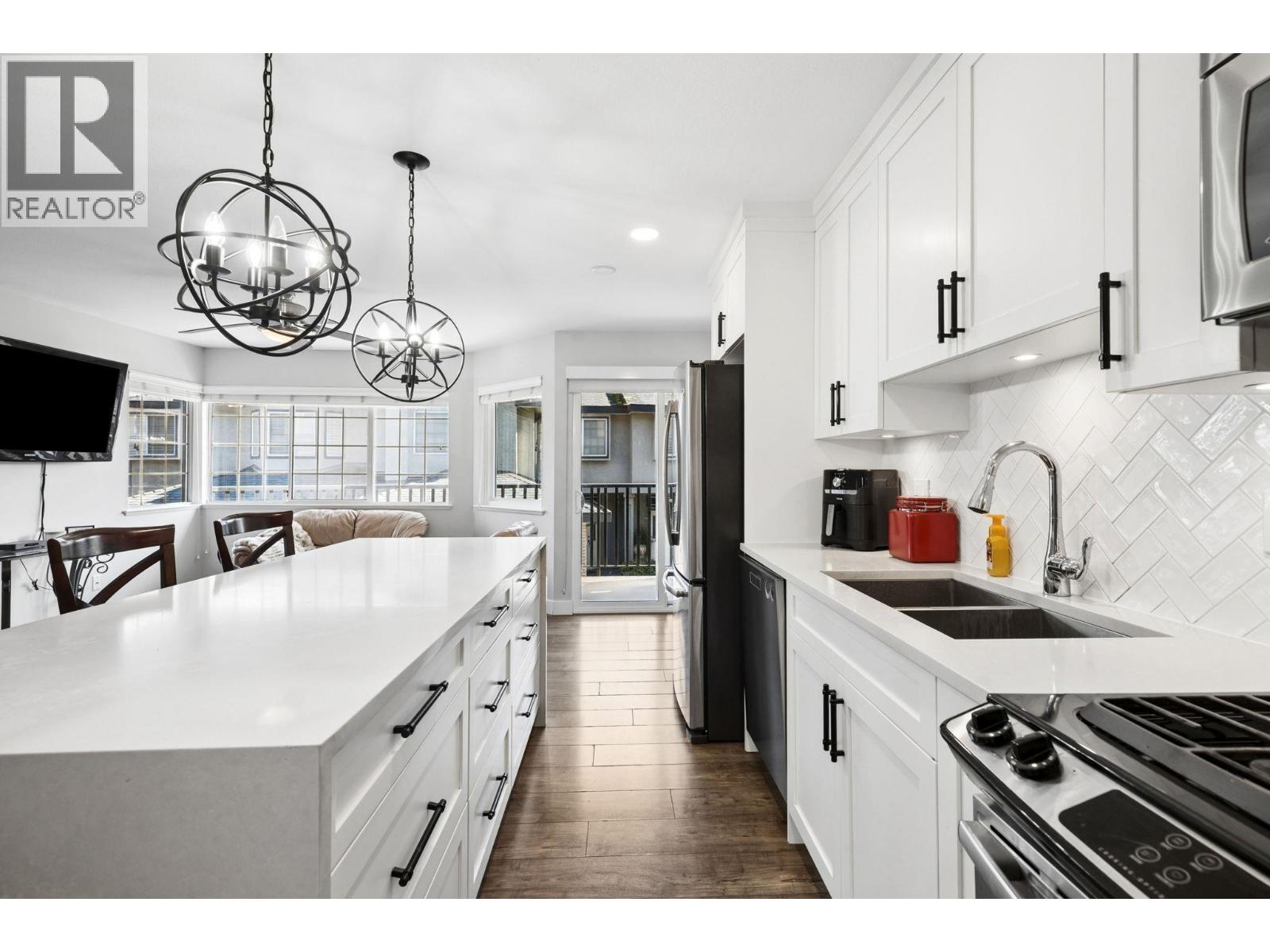 33 22488 116 Avenue, Maple Ridge, British Columbia  V2X 0X6 - Photo 3 - R3095731