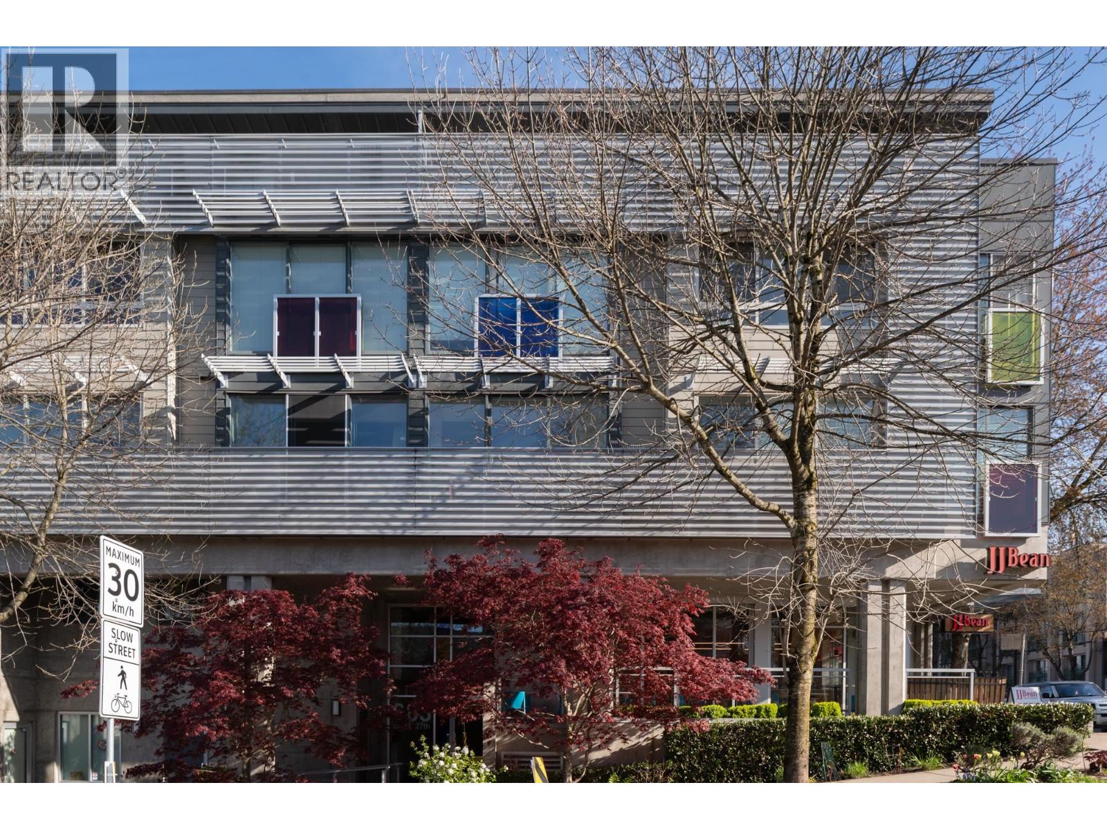 Ph1 683 E 27th Avenue, Vancouver, British Columbia  V5V 2K7 - Photo 2 - R3095757