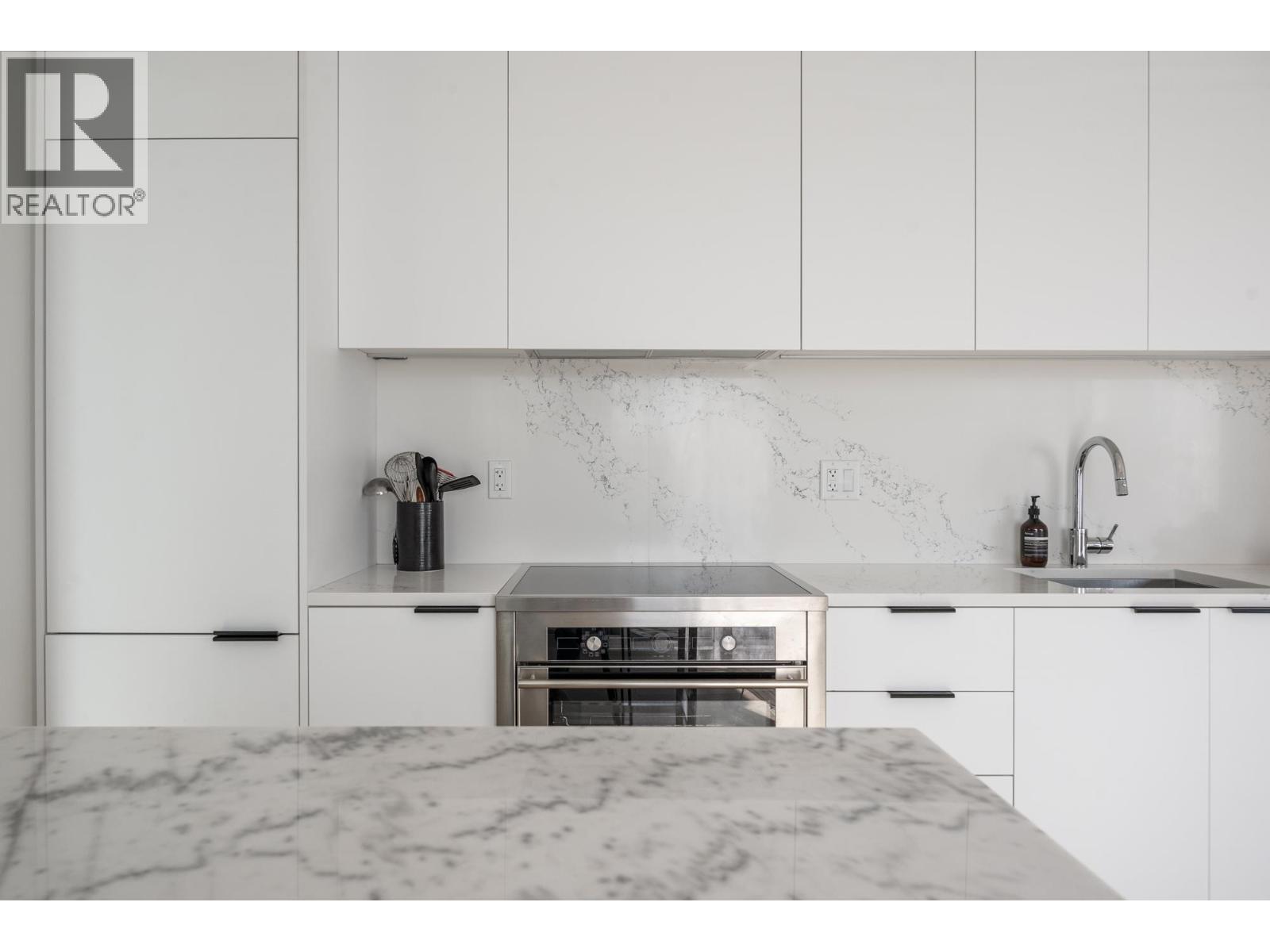 Ph1 683 E 27th Avenue, Vancouver, British Columbia  V5V 2K7 - Photo 7 - R3095757