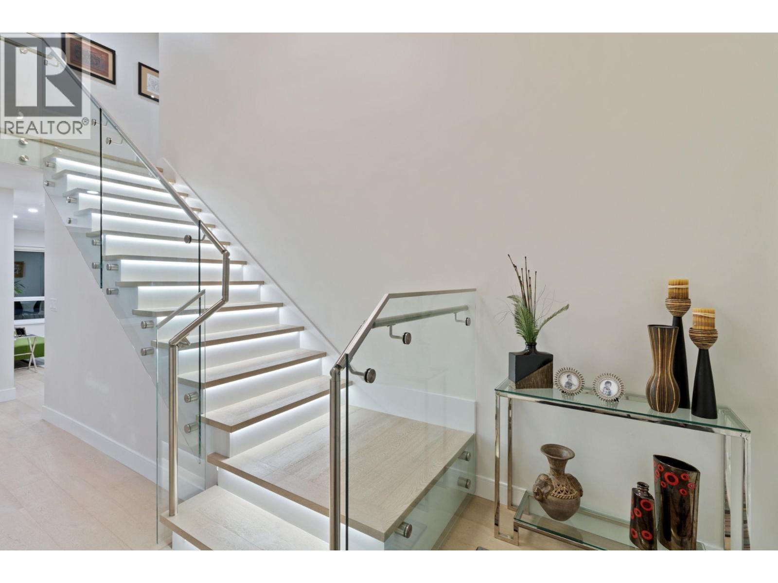 7231 Dampier Court, Richmond, British Columbia  V7C 5W4 - Photo 11 - R3095740