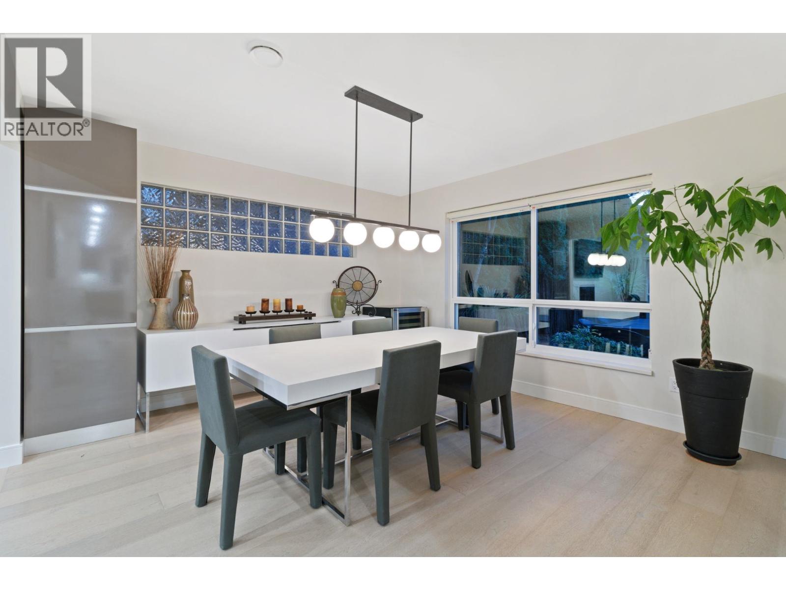 7231 Dampier Court, Richmond, British Columbia  V7C 5W4 - Photo 5 - R3095740