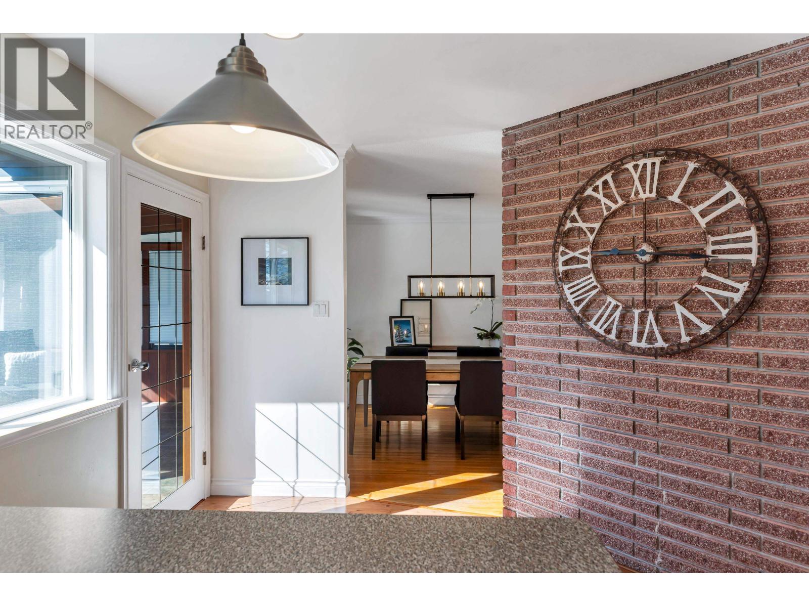 2122 Anita Drive, Port Coquitlam, British Columbia  V3C 1H3 - Photo 20 - R3095760