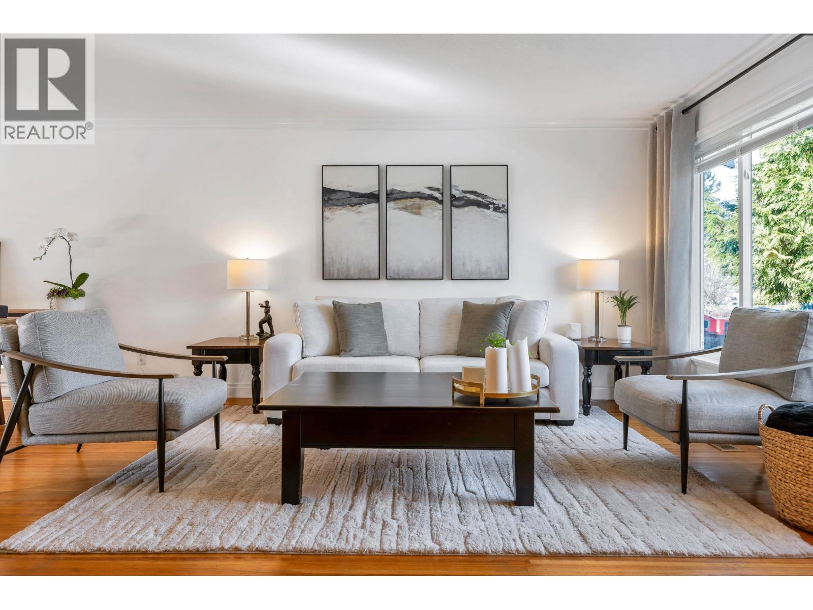 2122 Anita Drive, Port Coquitlam, British Columbia  V3C 1H3 - Photo 6 - R3095760