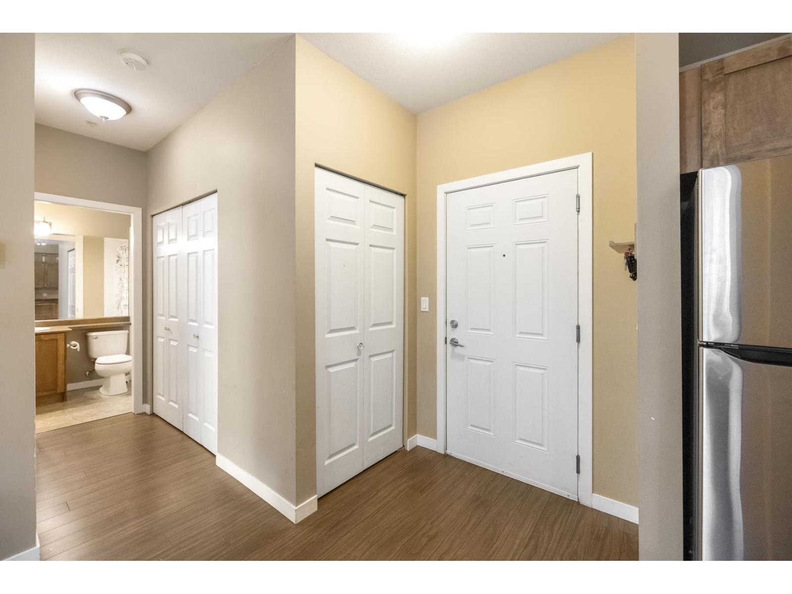 328 13277 108 Avenue, Surrey, British Columbia  V3T 0A9 - Photo 2 - R3095776