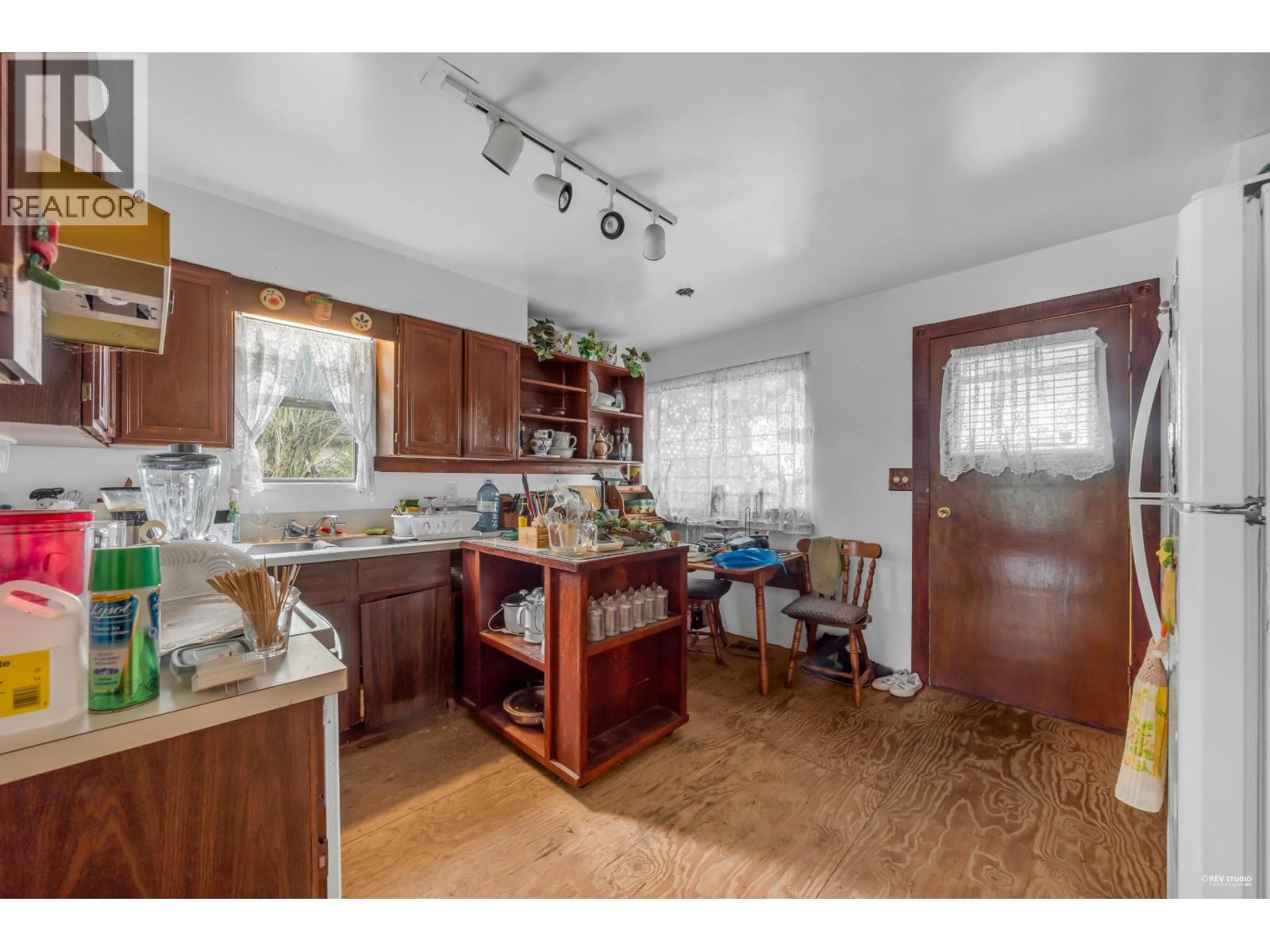 3550 Boundary Road, Burnaby, British Columbia  V5M 4A6 - Photo 5 - R3079479