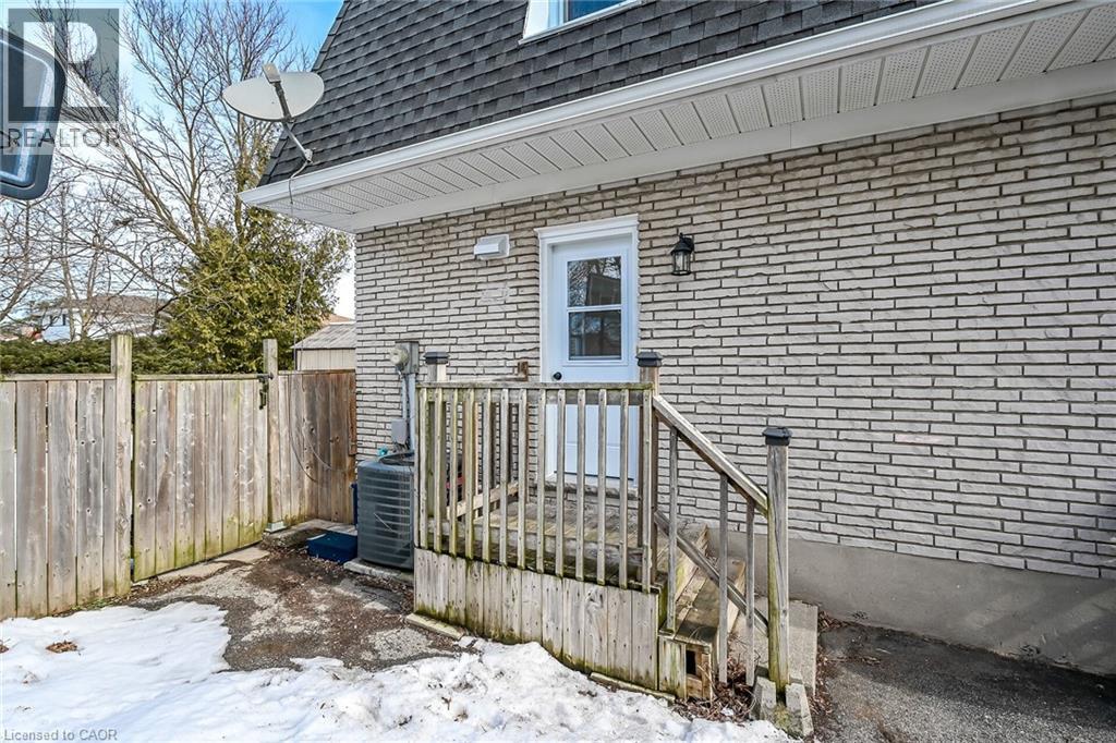 1418 Pineview Court, Cambridge, Ontario  N3H 4X1 - Photo 39 - 40808134