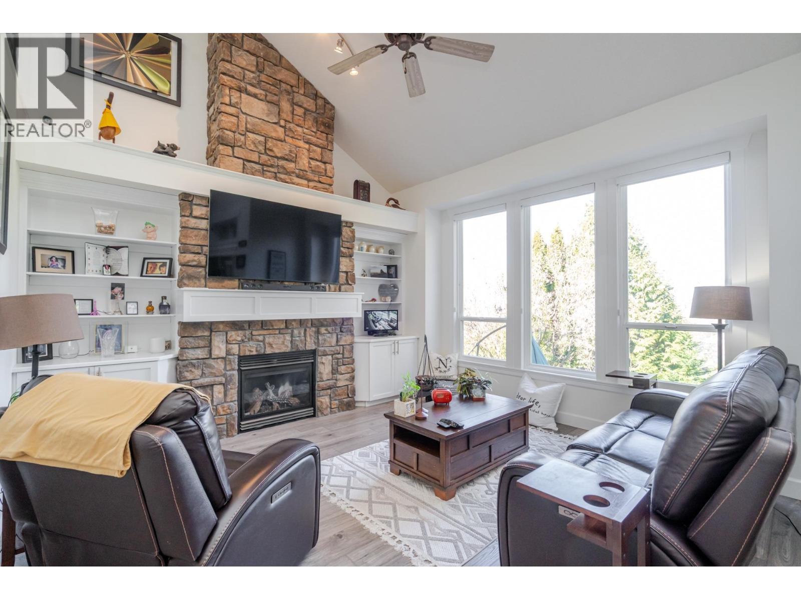 10510 Baker Place, Maple Ridge, British Columbia  V2W 2C2 - Photo 14 - R3095720