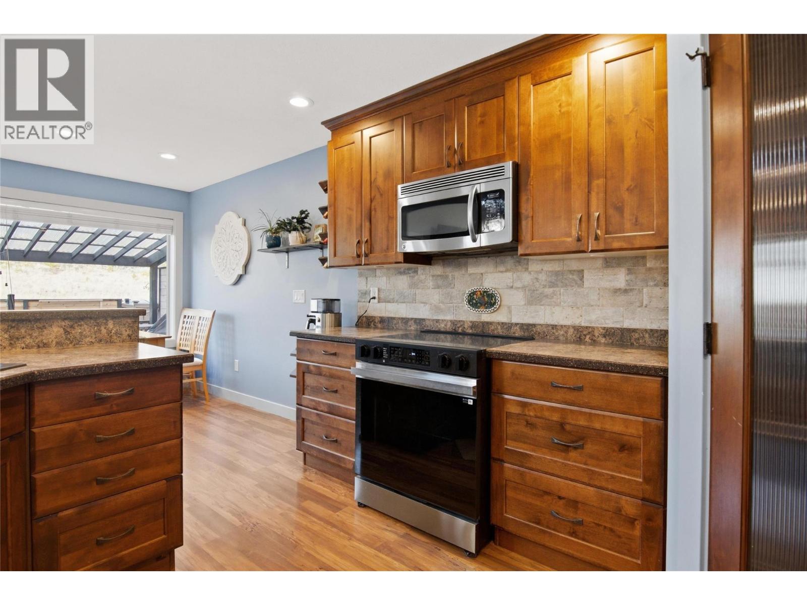 1225 Copperhead Drive, Kamloops, British Columbia  V2E 0A1 - Photo 4 - 10377905