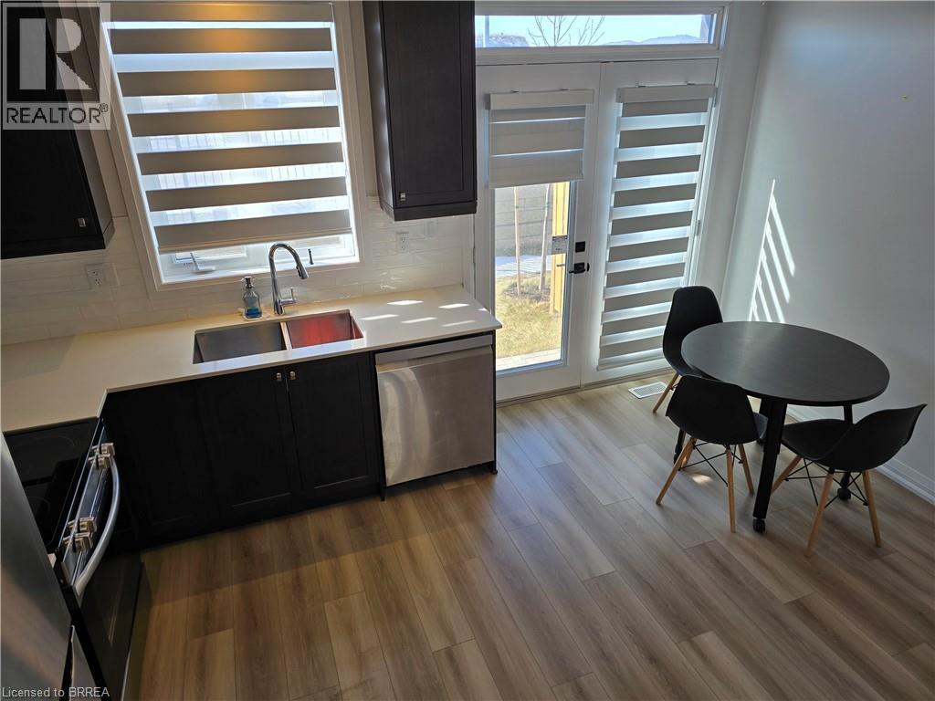 55 Tom Brown Drive Unit# 10, Paris, Ontario  N3L 0N5 - Photo 8 - 40808720