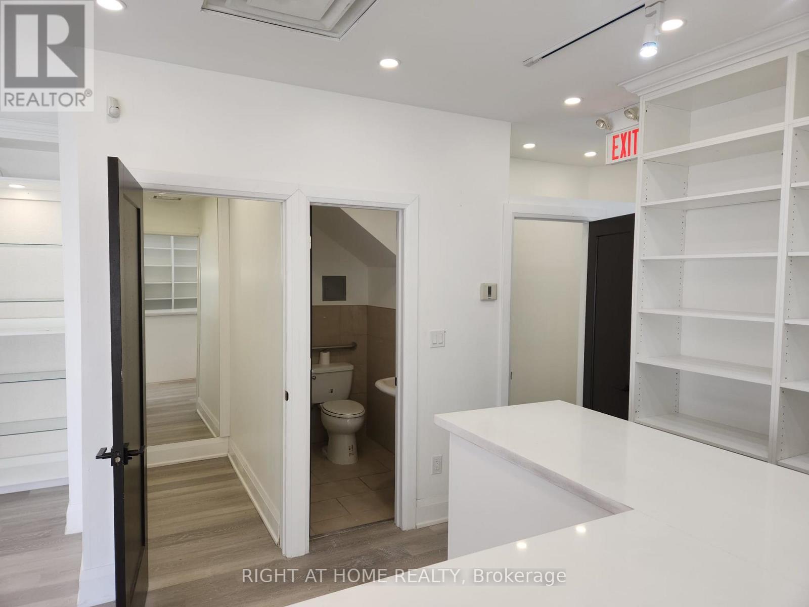 96 - 20 New Delhi Drive, Markham, Ontario  L3S 0B5 - Photo 7 - N12841972