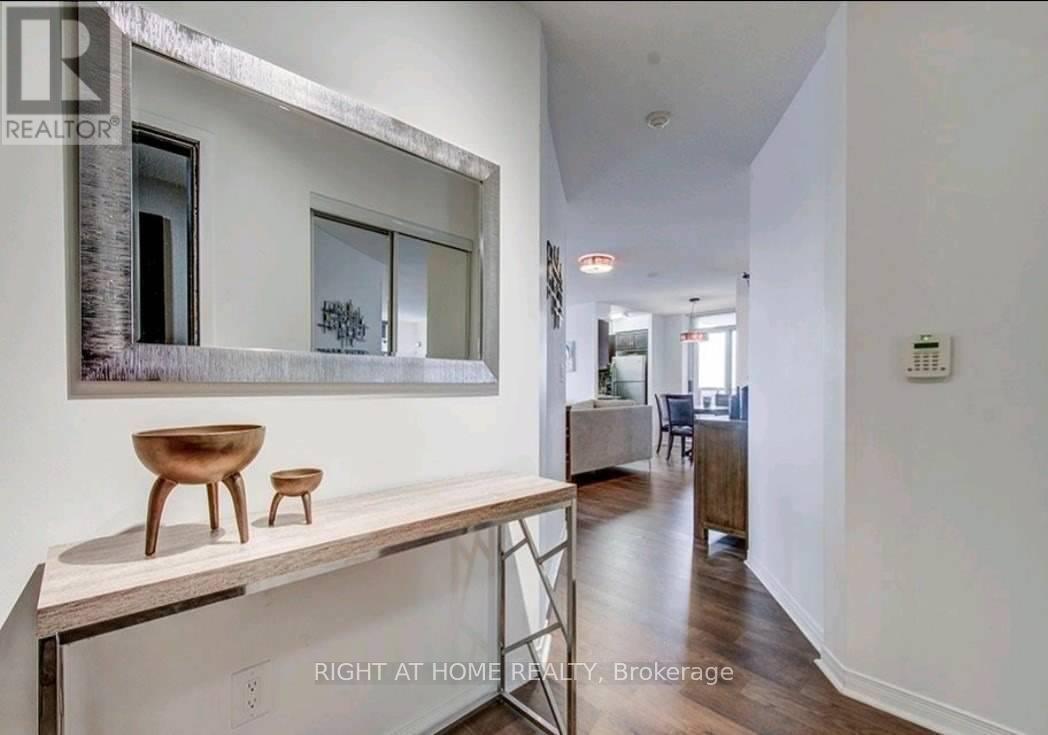 703 - 75 King Williams Crescent, Richmond Hill, Ontario  L4B 0C1 - Photo 4 - N12841982