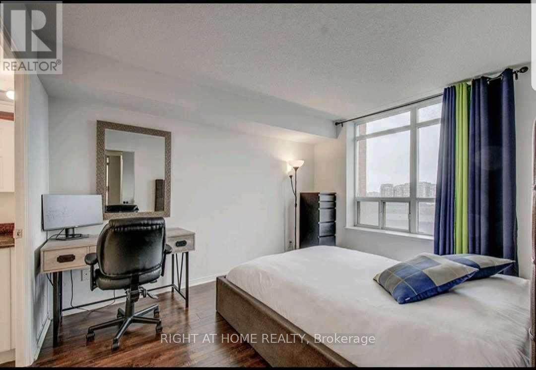 703 - 75 King Williams Crescent, Richmond Hill, Ontario  L4B 0C1 - Photo 8 - N12841982