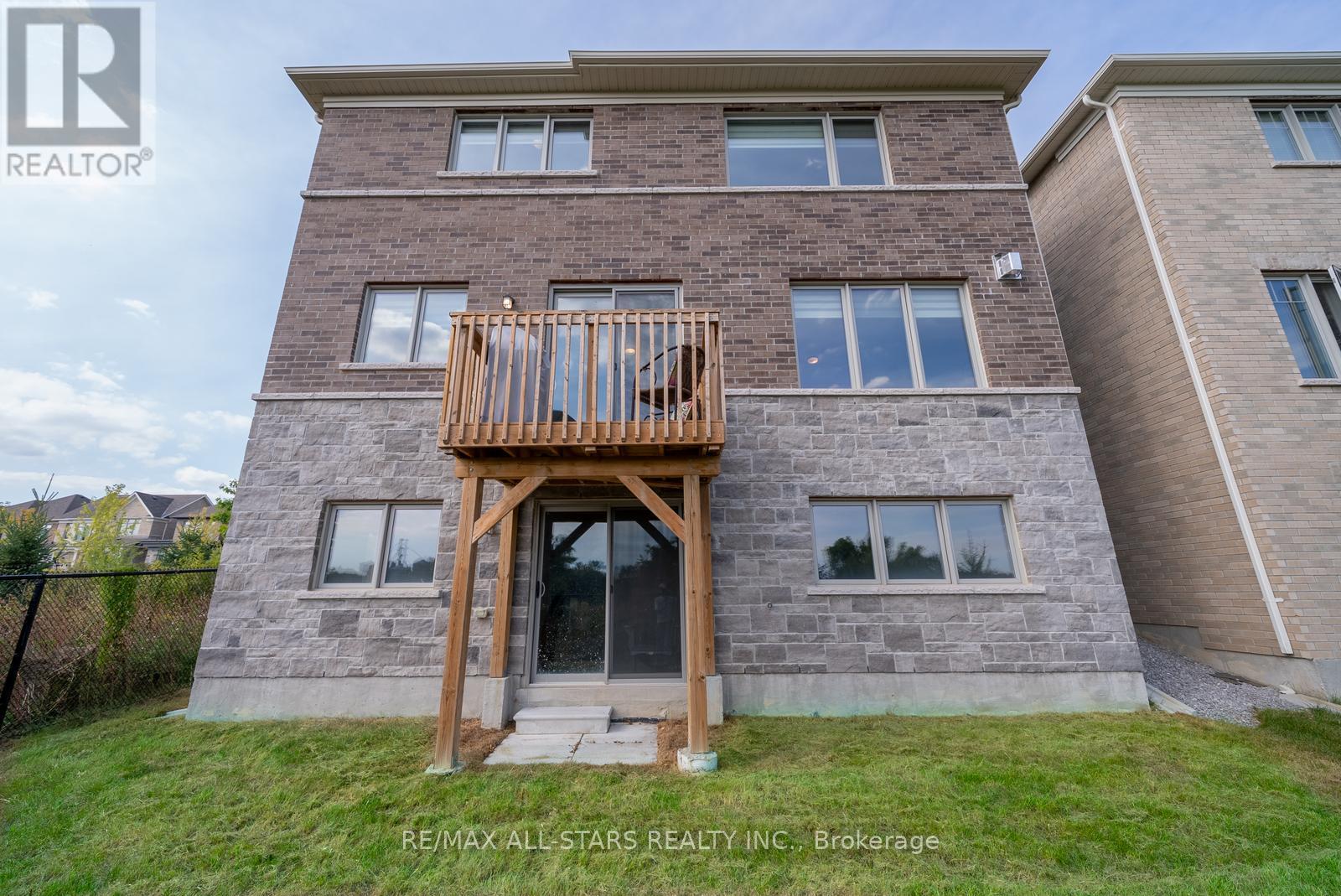 129 Busato Drive, Whitchurch-Stouffville, Ontario  L4A 4V6 - Photo 44 - N12842000