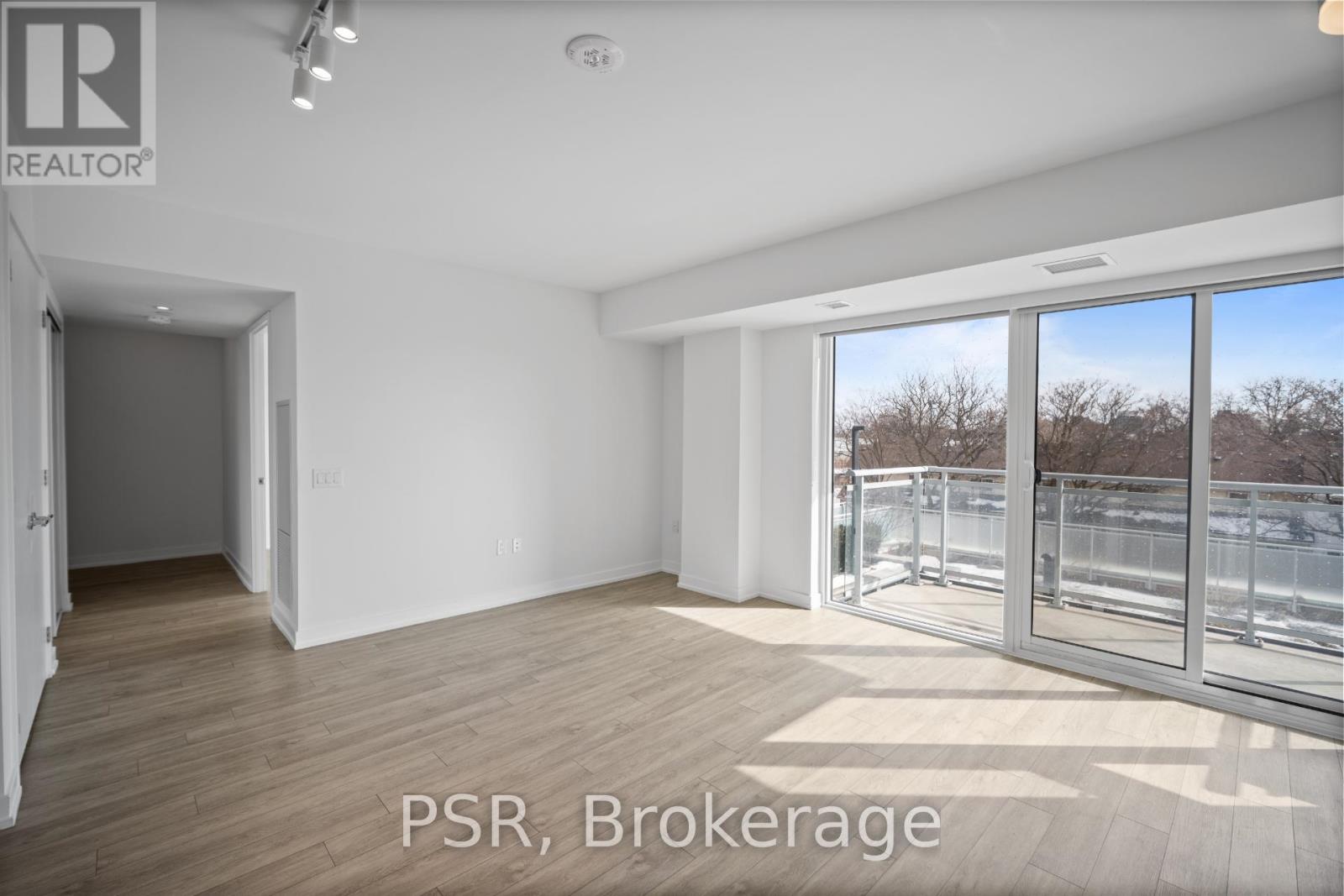 422 - 299 Campbell Avenue, Toronto, Ontario  M6P 3V7 - Photo 7 - W12841968