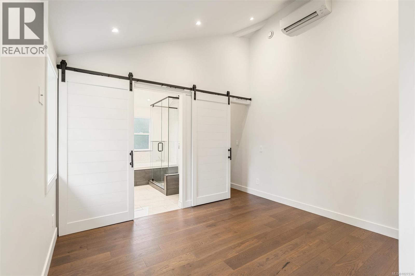 5281 Santa Clara Ave, Saanich, British Columbia  V8Y 1W6 - Photo 26 - 1027234