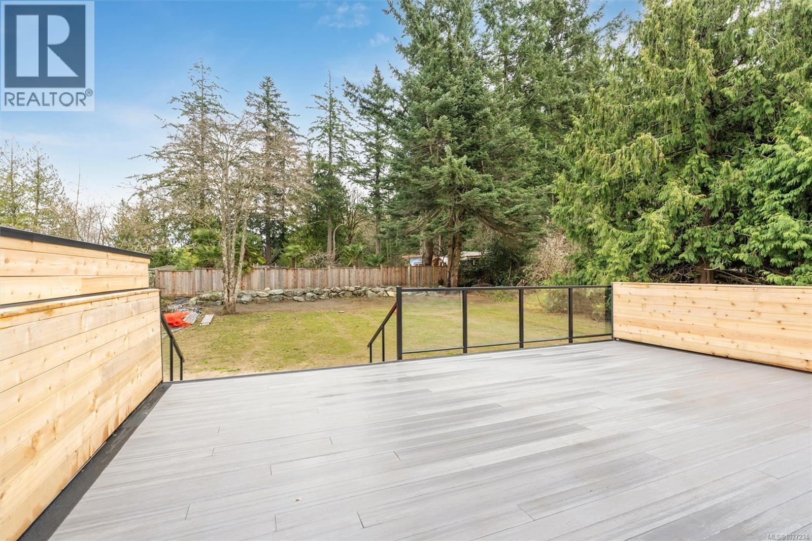 5281 Santa Clara Ave, Saanich, British Columbia  V8Y 1W6 - Photo 34 - 1027234