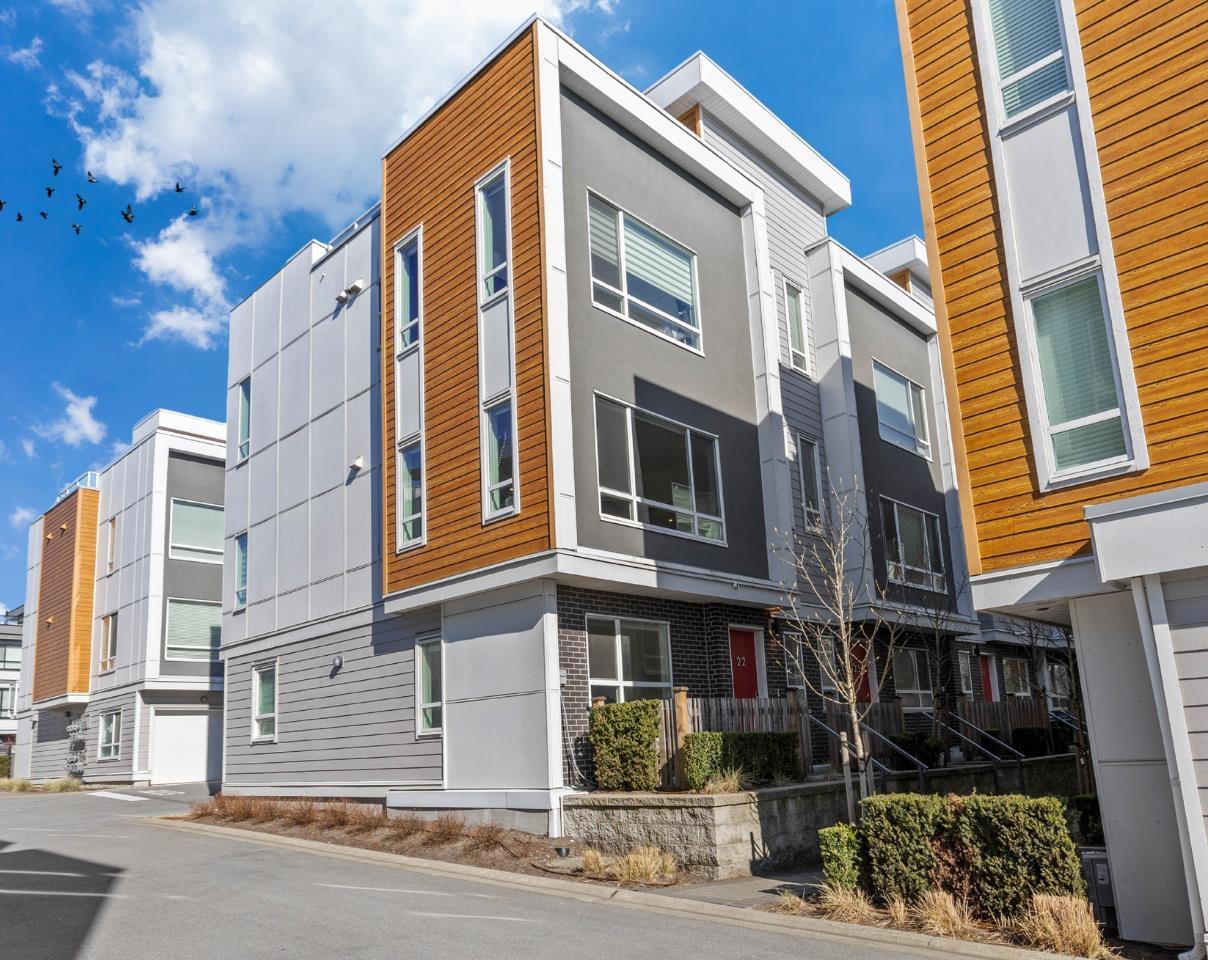 22 19628 55A AVENUE, Langley, British Columbia