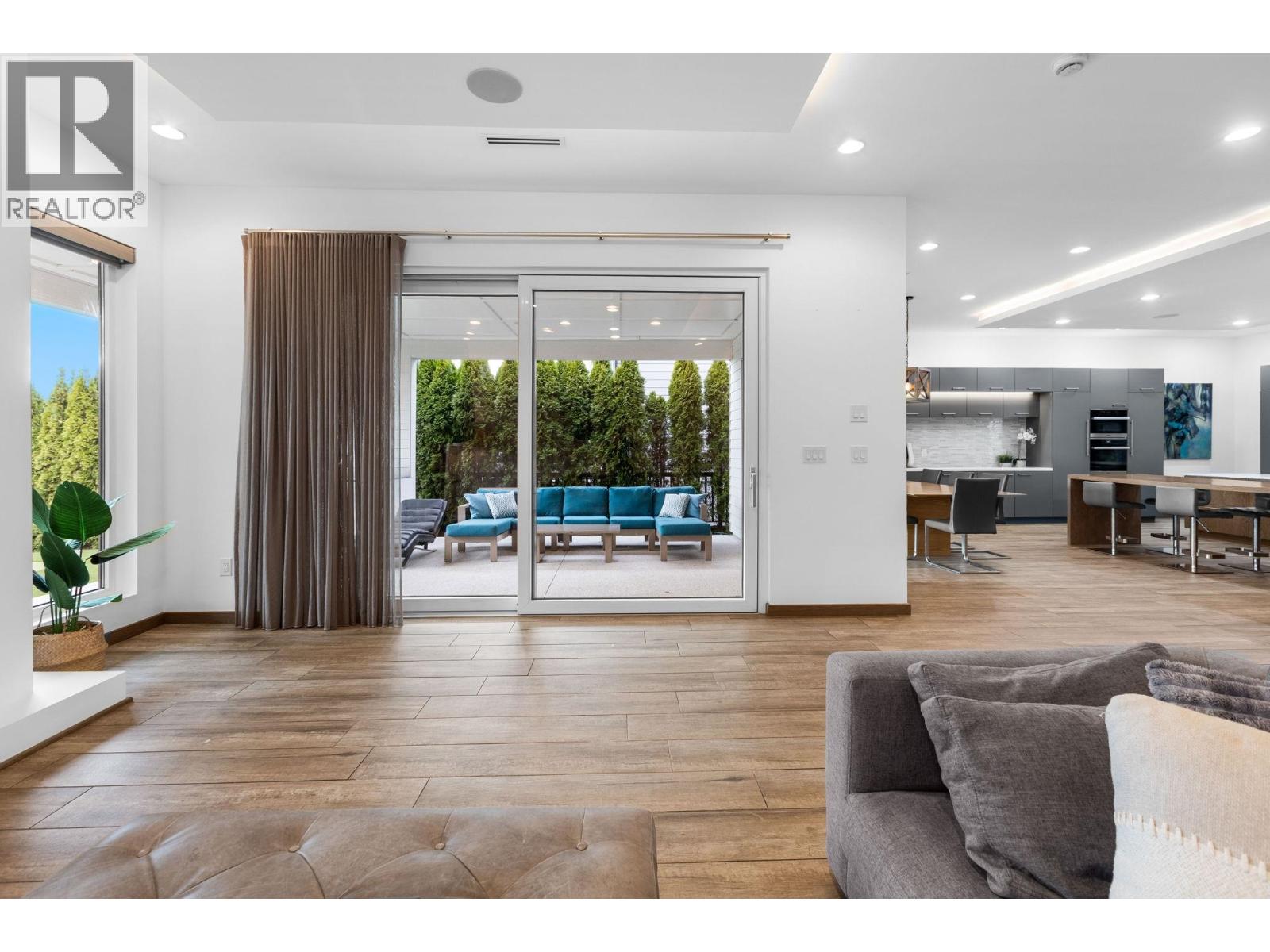 2150 Kugler Avenue, Coquitlam, British Columbia  V3K 2S6 - Photo 9 - R3095734