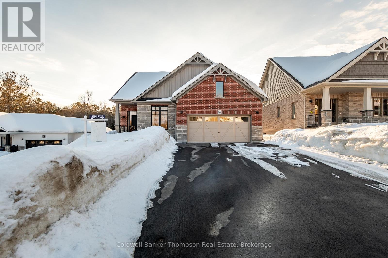 <div class="slider-price">$889,900</div><p>14 Eaglecrest Avenue, Huntsville, Ontario</p>