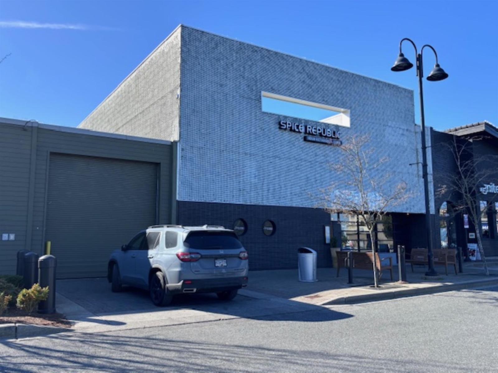 PAD 4 15869 CROYDON DRIVE, Surrey, British Columbia