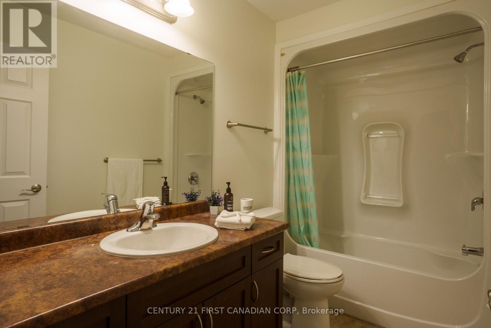 1 - 582 Hyde Park Road, London North, Ontario  N6H 3S1 - Photo 14 - X12842030