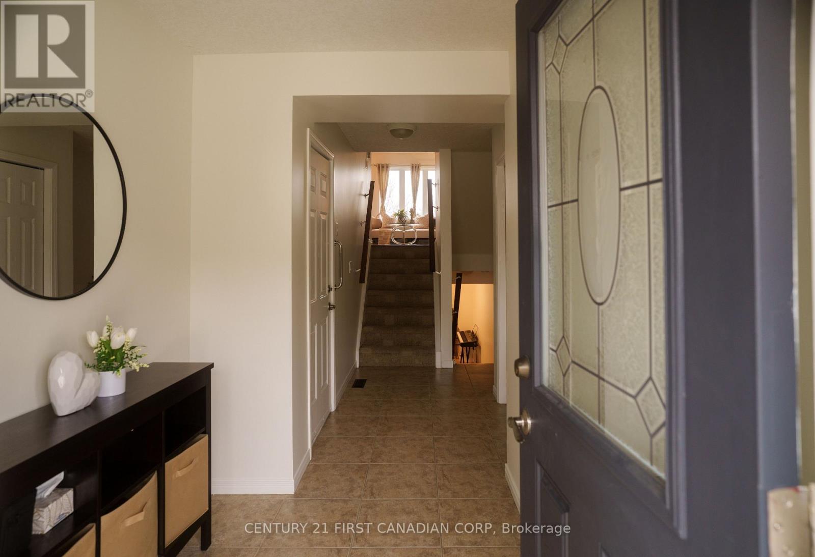 1 - 582 Hyde Park Road, London North, Ontario  N6H 3S1 - Photo 8 - X12842030