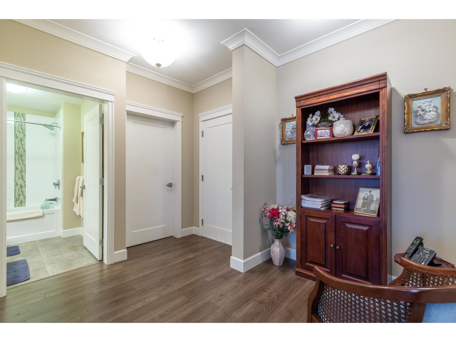 203 45750 Keith Wilson Road, Vedder Crossing, Chilliwack, British Columbia  V2R 0X3 - Photo 7 - R3095283