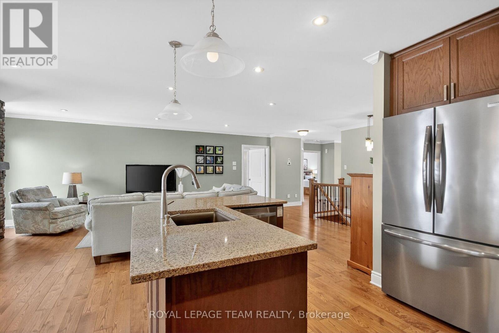 49 Dulmage Crescent, Carleton Place, Ontario  K7C 0E5 - Photo 17 - X12842024