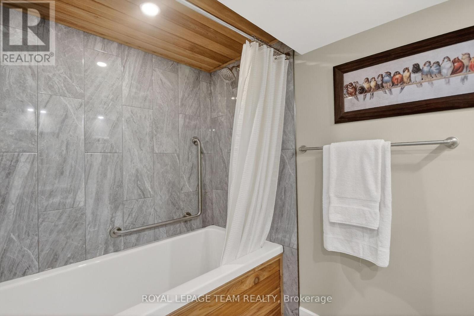 49 Dulmage Crescent, Carleton Place, Ontario  K7C 0E5 - Photo 43 - X12842024