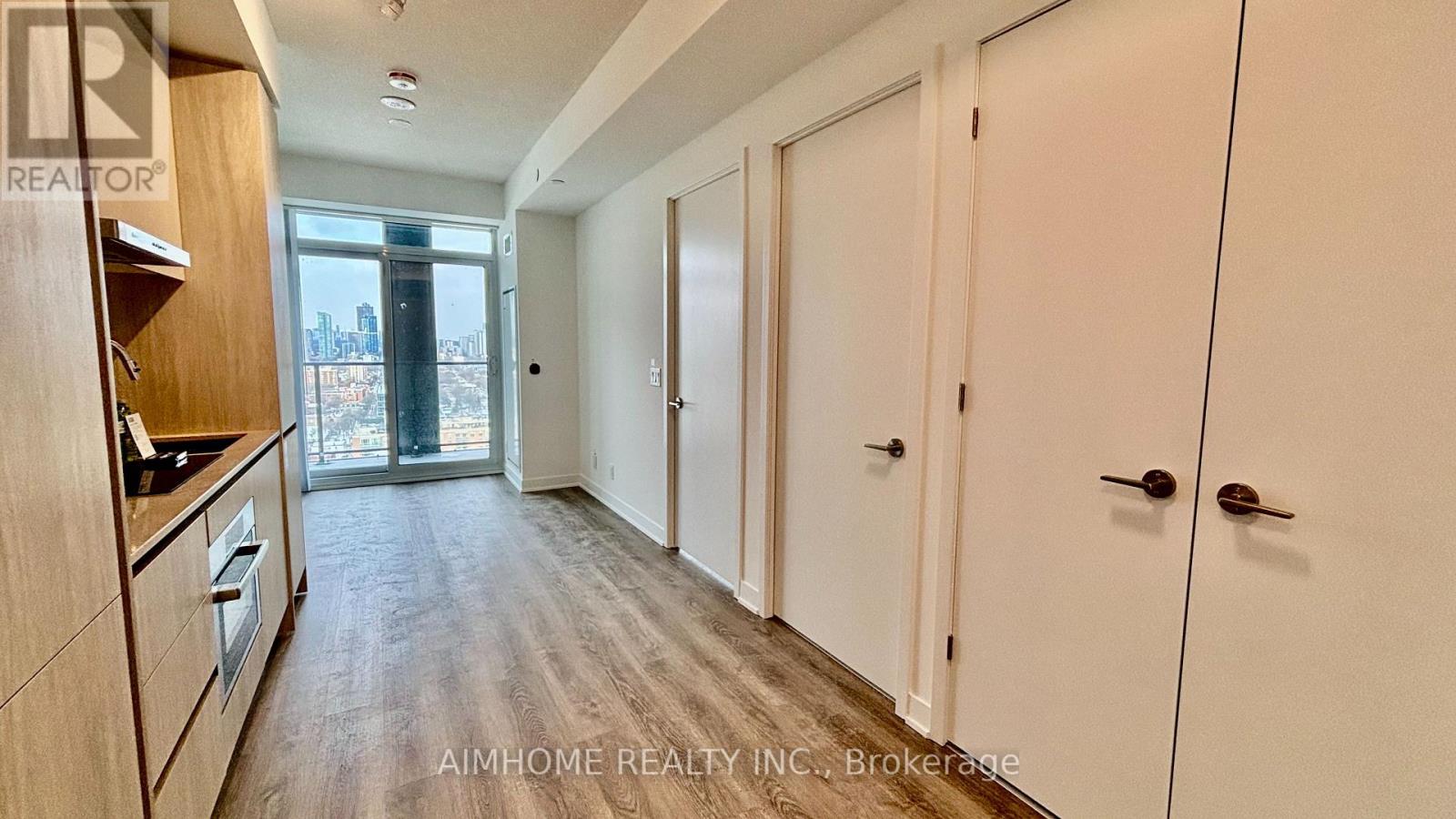 2916 - 180 Front Street E, Toronto, Ontario  M5A 1E6 - Photo 8 - C12842026