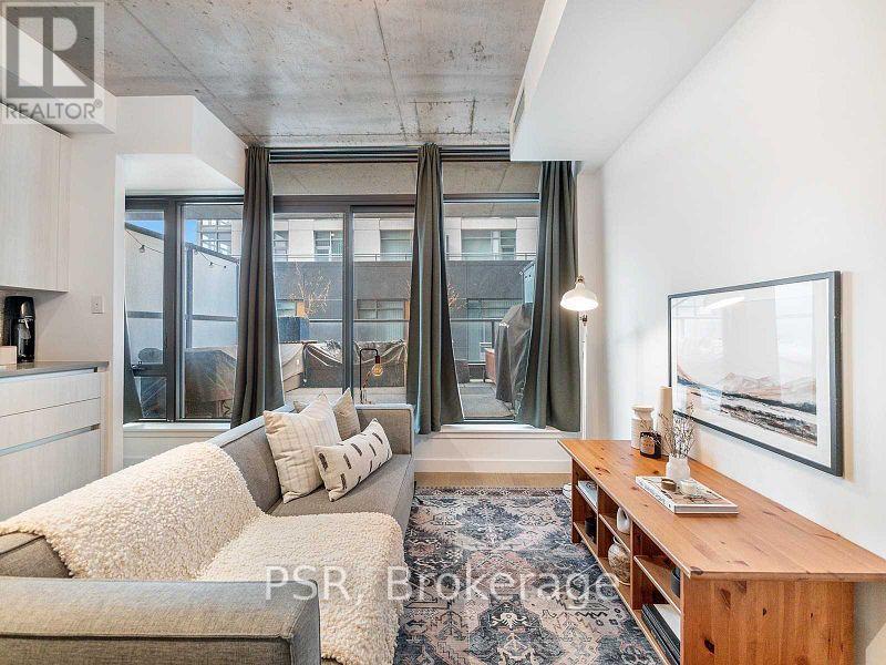 608 - 111 Bathurst Street, Toronto, Ontario  M5V 0M9 - Photo 13 - C12842048