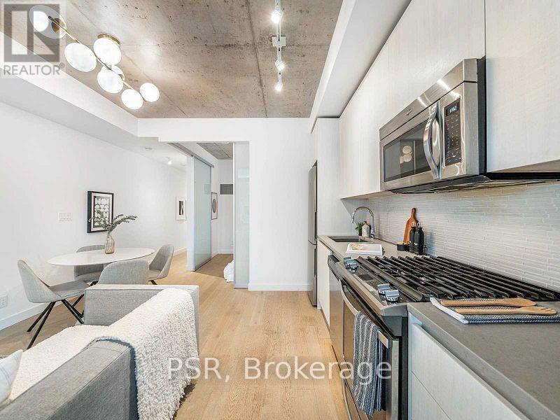 608 - 111 Bathurst Street, Toronto, Ontario  M5V 0M9 - Photo 16 - C12842048