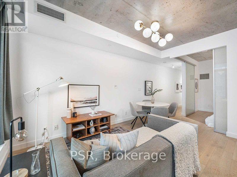 608 - 111 Bathurst Street, Toronto, Ontario  M5V 0M9 - Photo 17 - C12842048