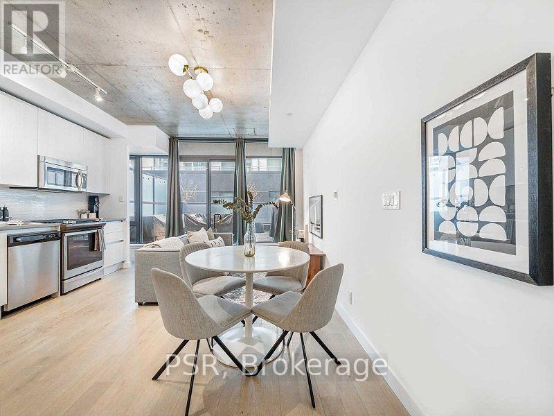 608 - 111 Bathurst Street, Toronto, Ontario  M5V 0M9 - Photo 8 - C12842048