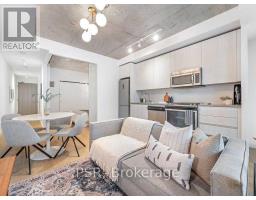 608 - 111 BATHURST STREET, Toronto, Ontario