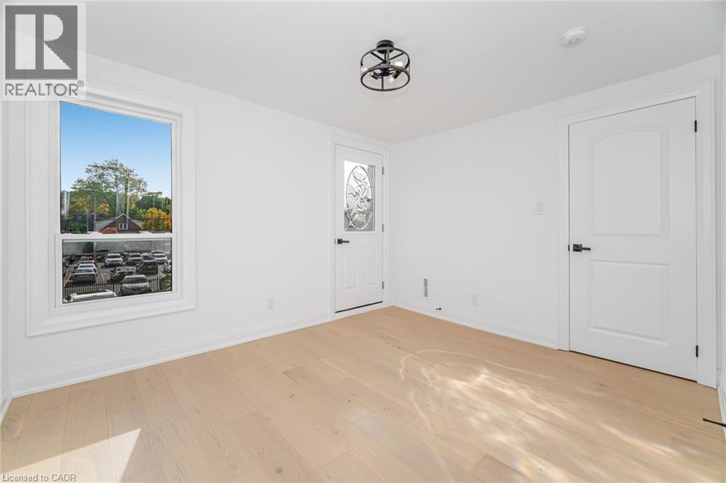 285 Charlton Avenue W, Hamilton, Ontario  L8P 2E4 - Photo 18 - 40809364