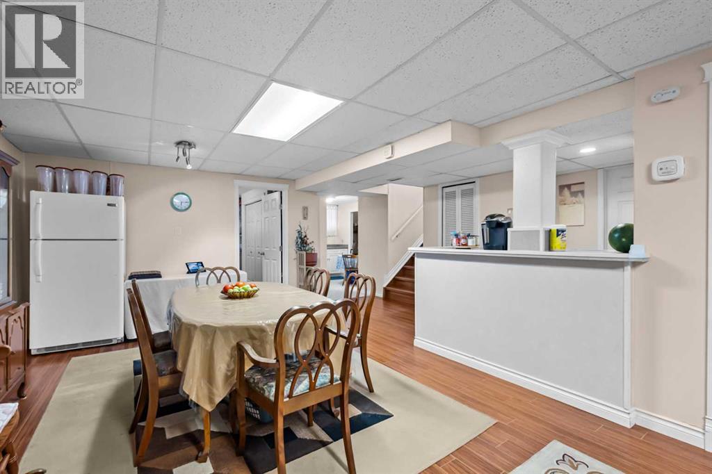 2220 38 Street Sw, Calgary, Alberta T3E 3E2 - Photo 17 - A2276035