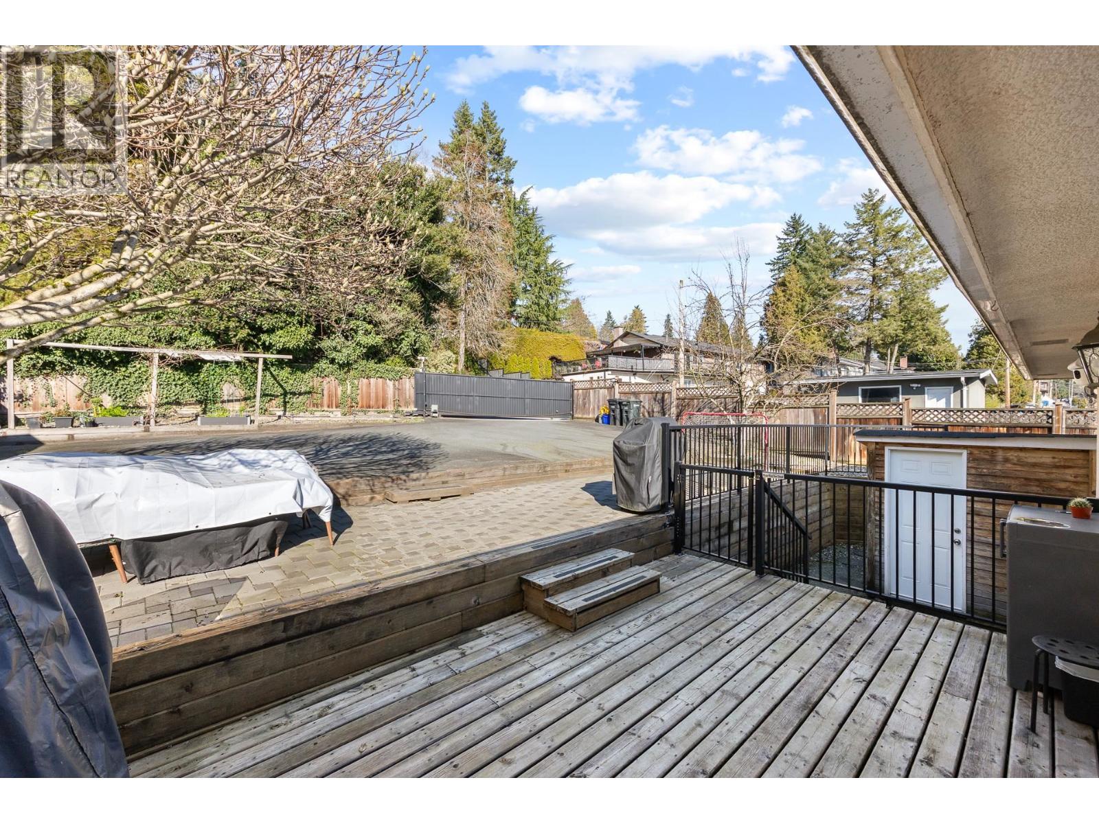 5039 Marine Drive, Burnaby, British Columbia  V5J 3G5 - Photo 6 - R3095159