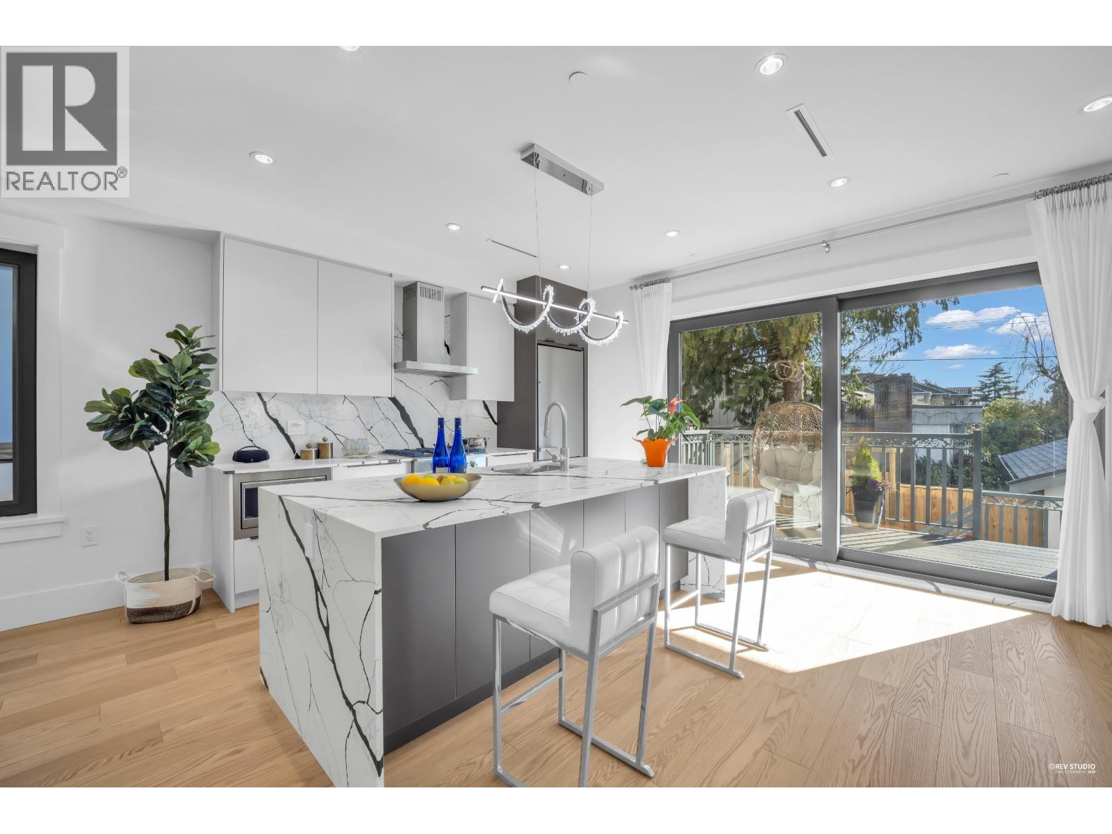 1 1722 W 68th Avenue, Vancouver, British Columbia  V6P 2V8 - Photo 7 - R3095469