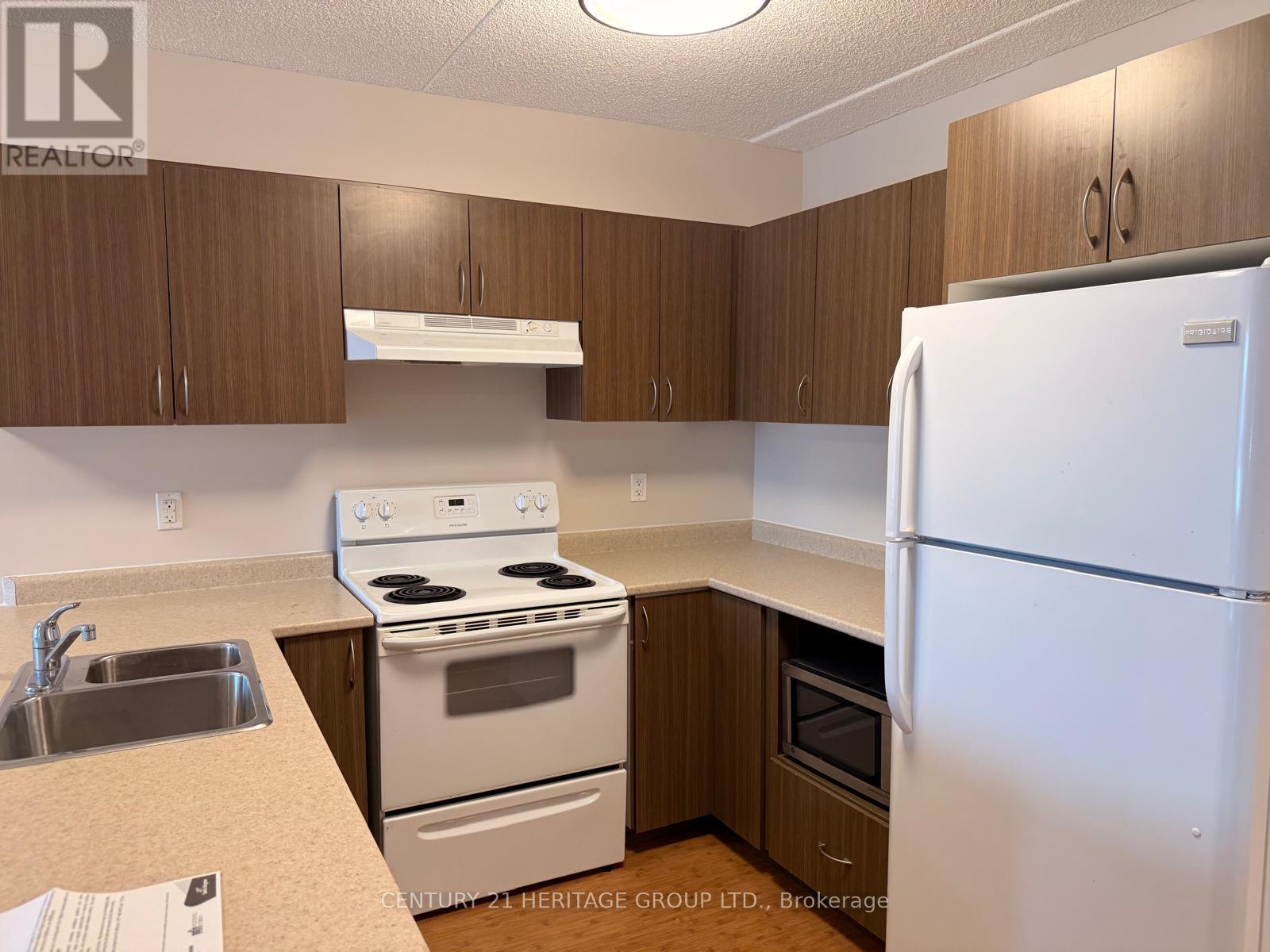 406 - 10415 Yonge Street, Richmond Hill, Ontario  L4C 0Z3 - Photo 2 - N12842002