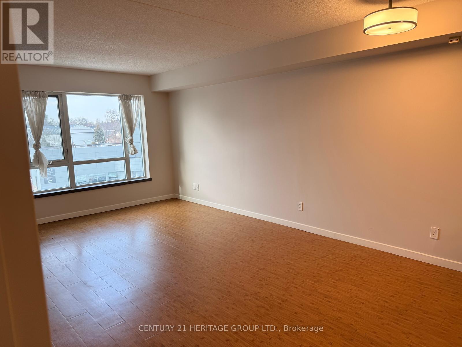 406 - 10415 Yonge Street, Richmond Hill, Ontario  L4C 0Z3 - Photo 6 - N12842002