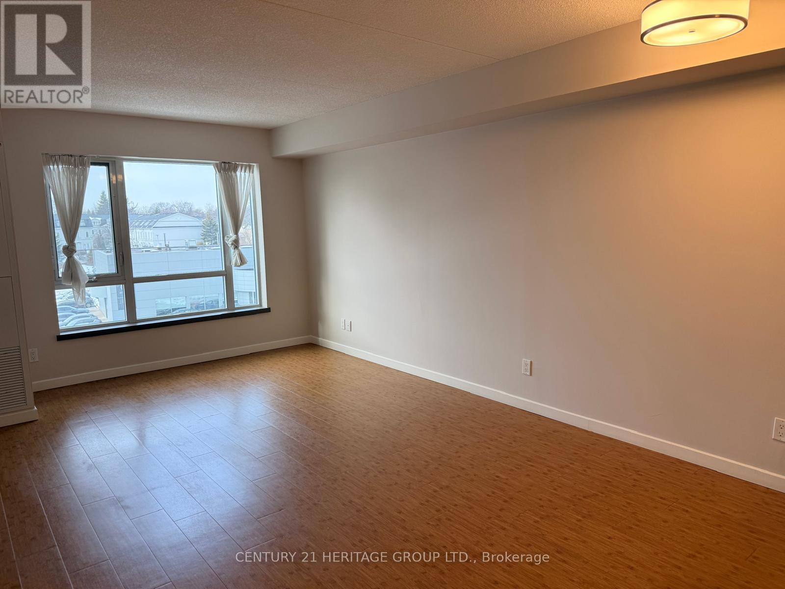 406 - 10415 Yonge Street, Richmond Hill, Ontario  L4C 0Z3 - Photo 7 - N12842002