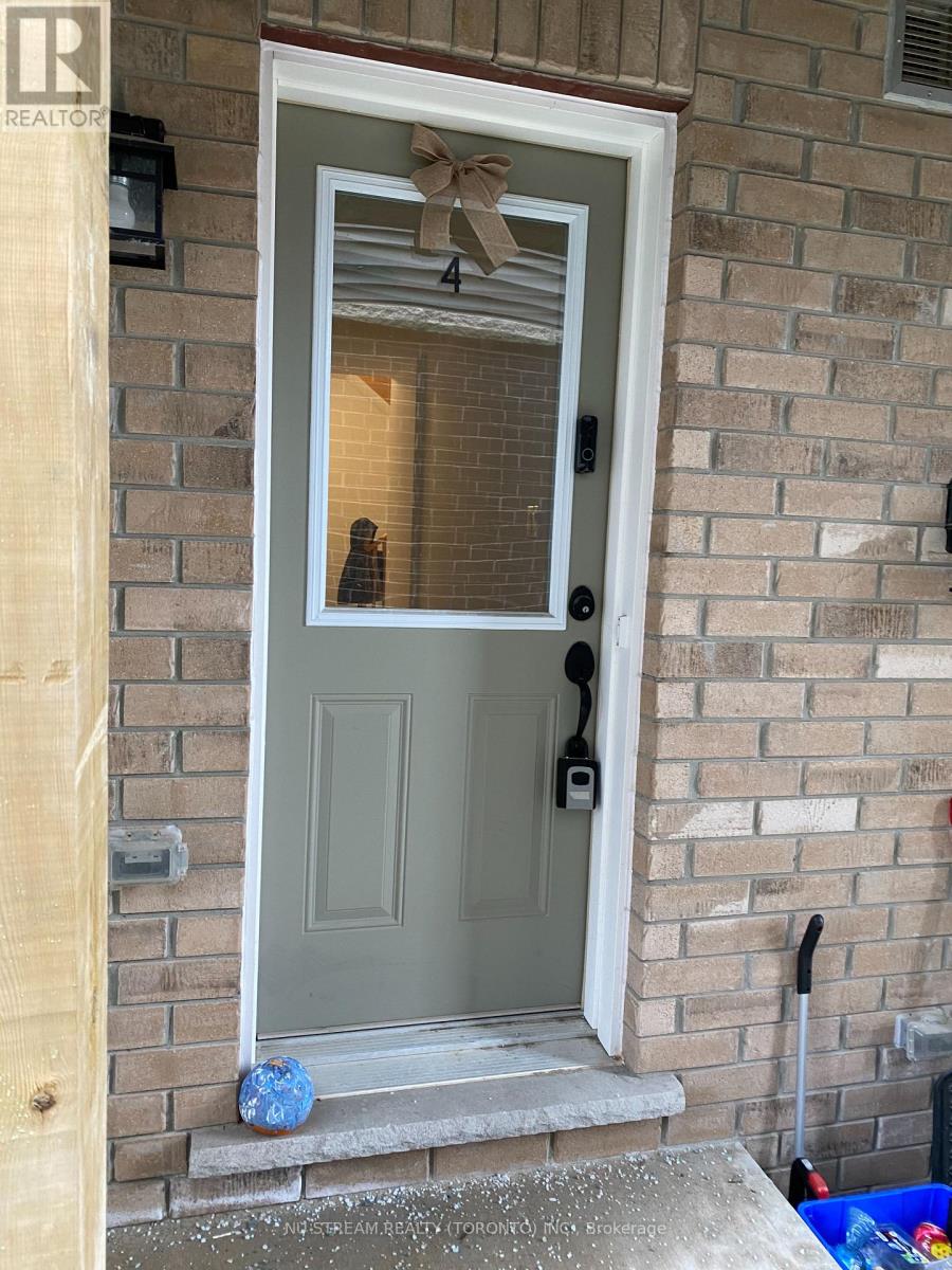 4 - 9 Hay Lane, Barrie, Ontario  L9J 0T5 - Photo 2 - S12842062