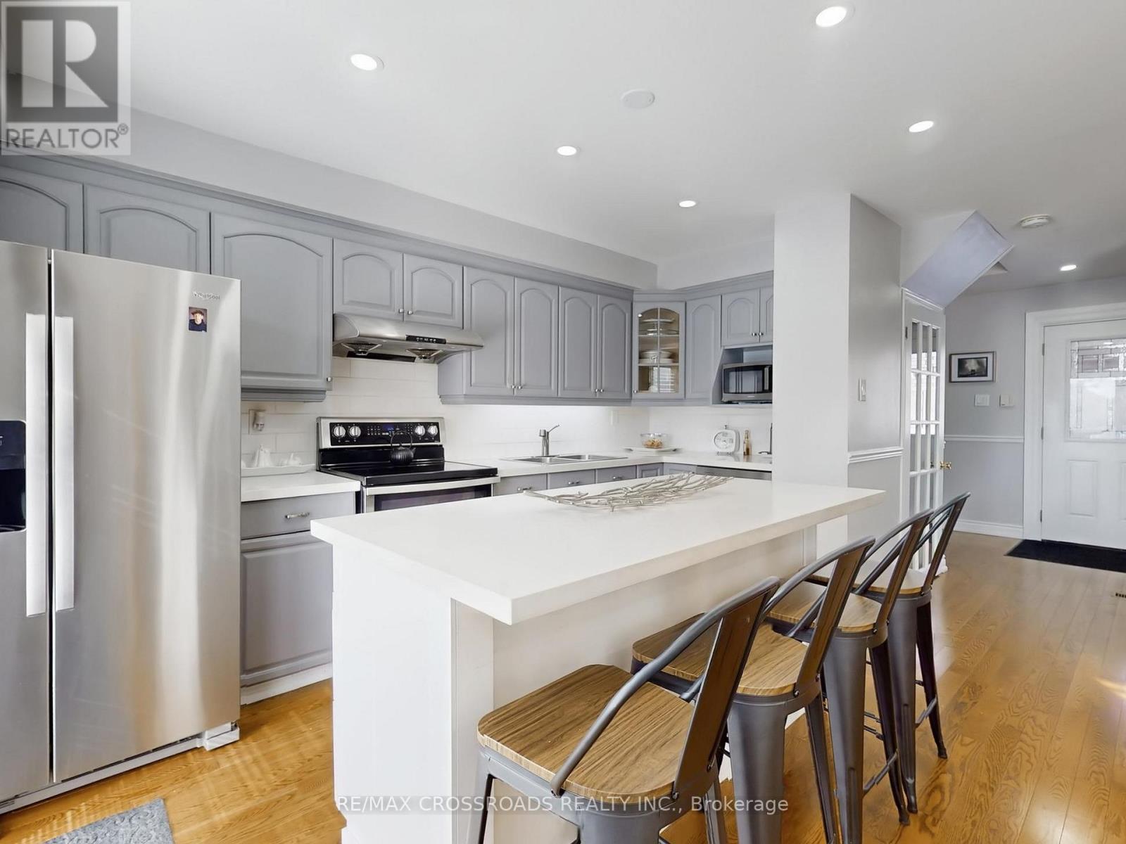 64 Sable Crescent, Whitby, Ontario  L1R 1Y6 - Photo 13 - E12833942