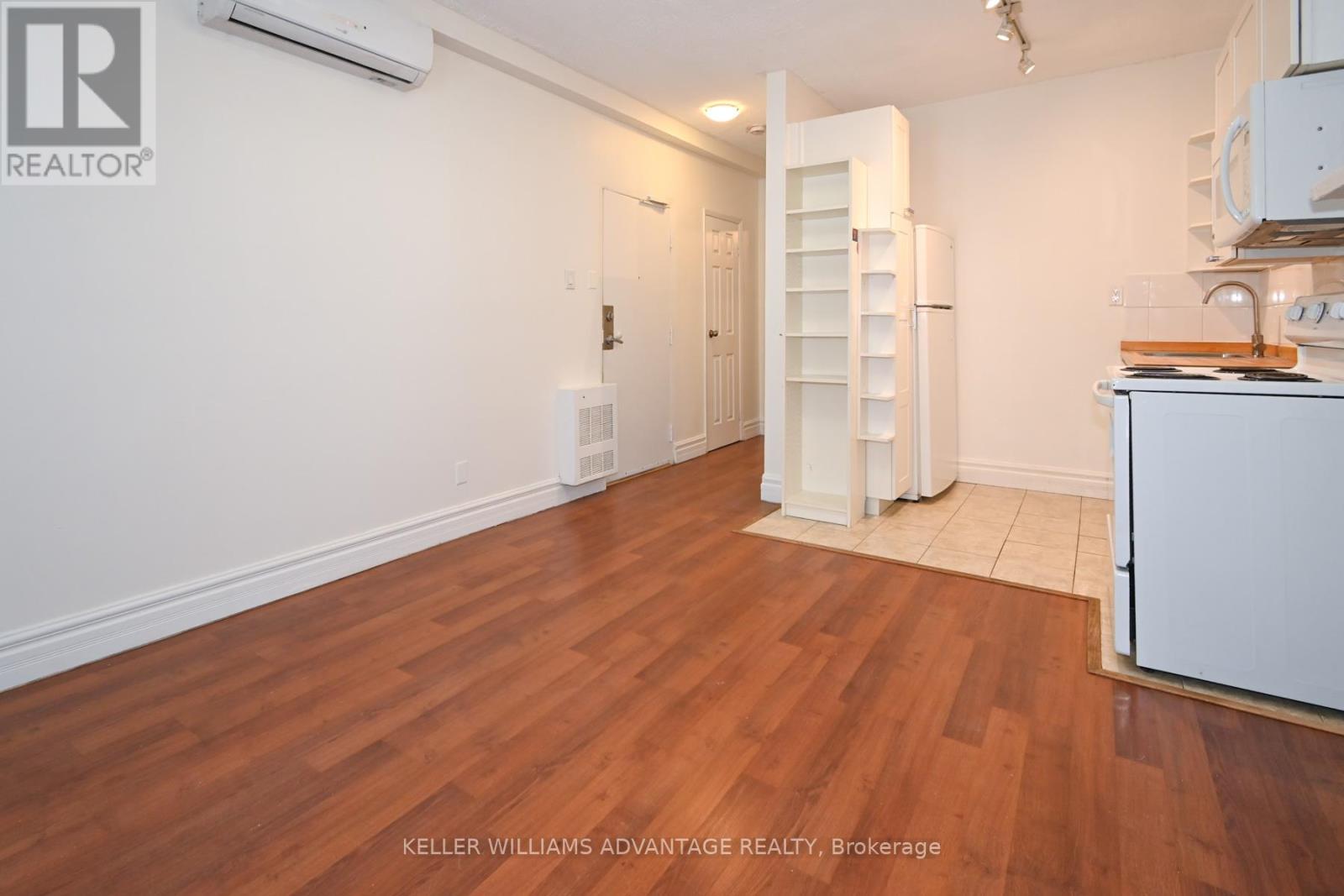 A - 242 Highfield Road, Toronto, Ontario  M4L 2V5 - Photo 5 - E12841490